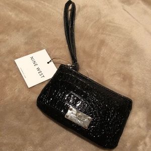 Nine West Wristlet ✖️